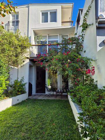 Stylish Light Filled Paddington Street Terrace gallery image 4