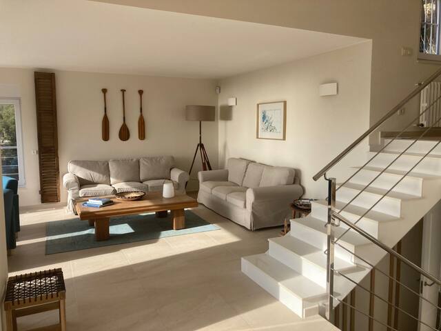 Superbe crique à pied, piscine immense et LA VUE ! gallery image 4