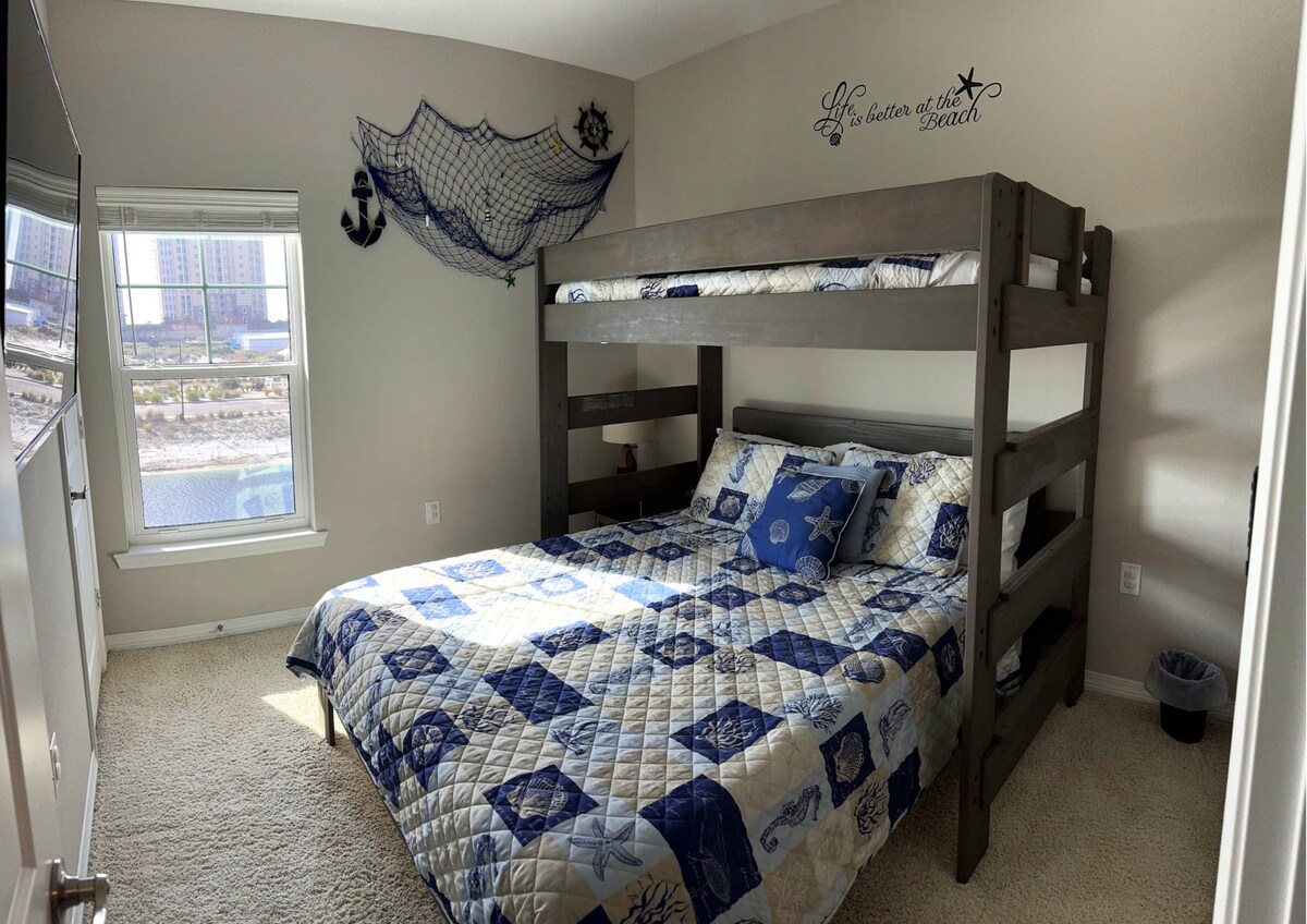 Bez obzira na to putujete li s mališanima ili za odmor samo za odrasle, no više od bračnih kreveta na kat pružit će udoban prostor za sve