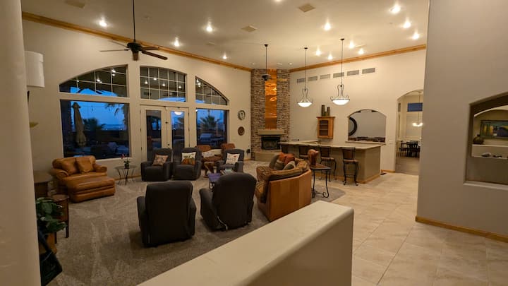 Vegas/henderson Tropical Oasis - Boulder City, NV