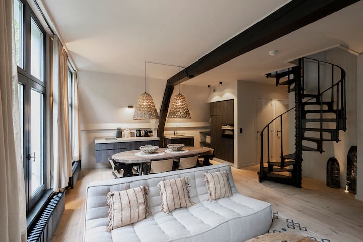 Luxury Barolo Appartamento in historic Antwerp