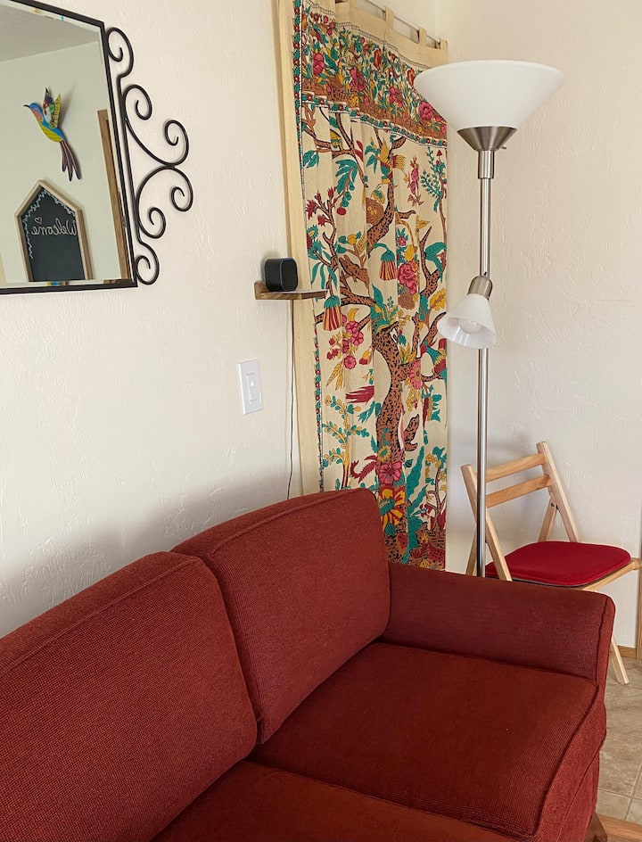 Hummingbird Suite: Bright, Clean, Simple & Sweet - Eugene, OR