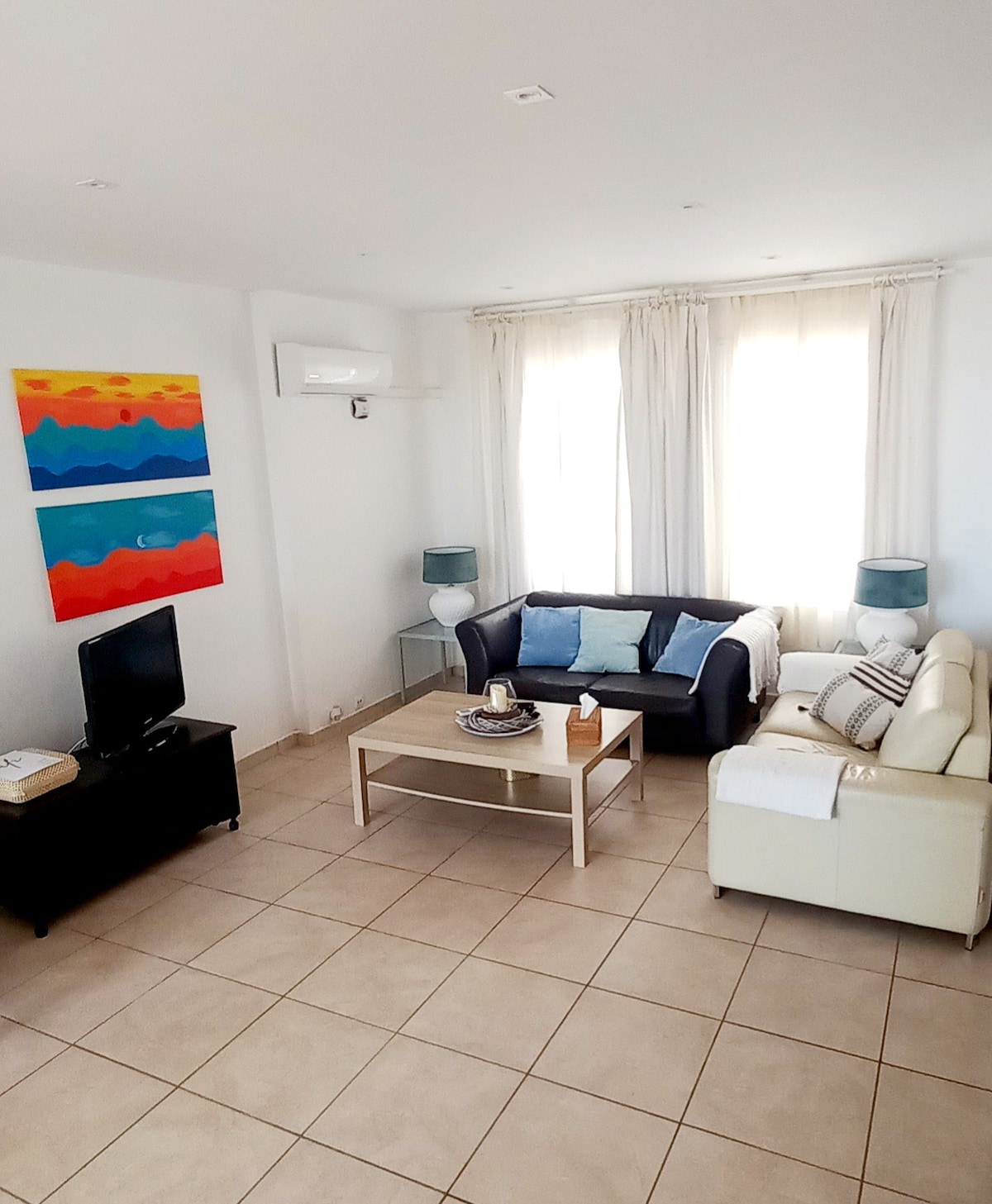 Top performing Airbnb: Beachfront Holiday Home, Tennis, 2 pools, Sleeps 6 in Mijas