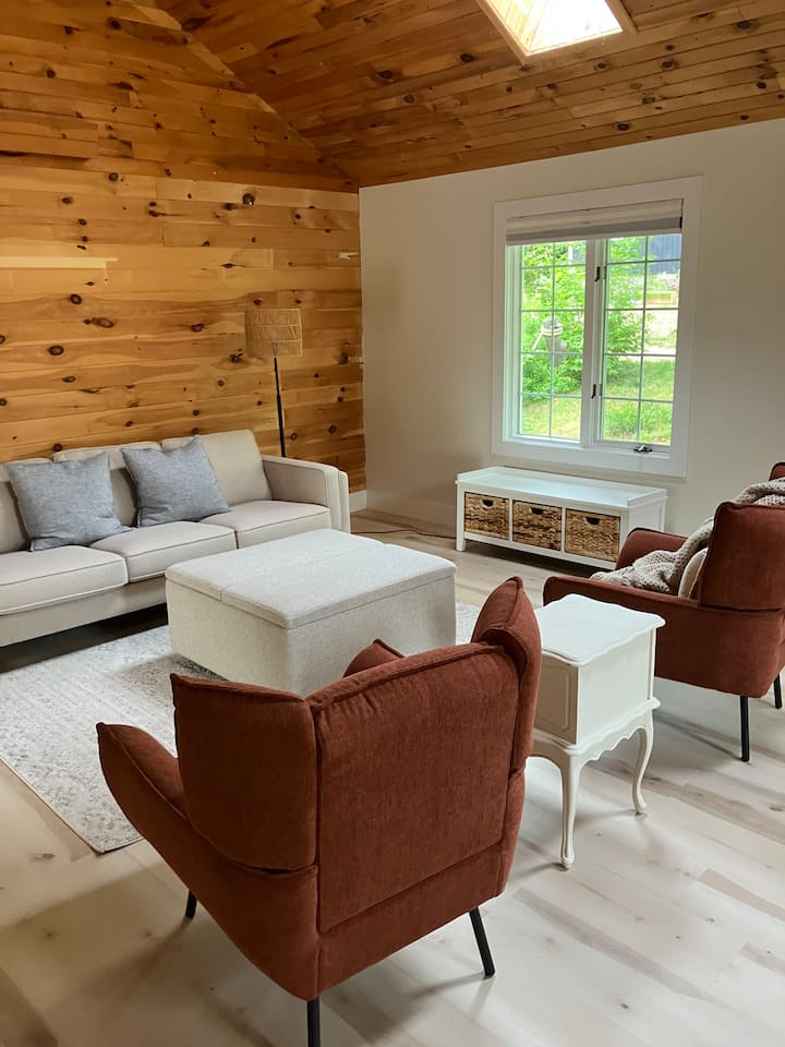 Relaxing, Big Family Cottage - Shediac