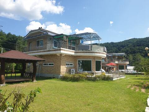(1st floor of Building C) Group meeting/Family meeting/1st floor private house 34 pyeong/Basic 8 peo