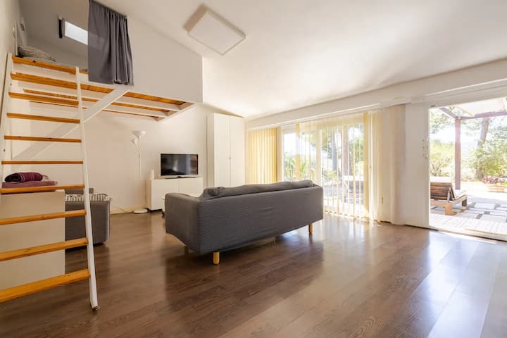Loft Wifi Pour Grimper Et Télétravailler - Botarell