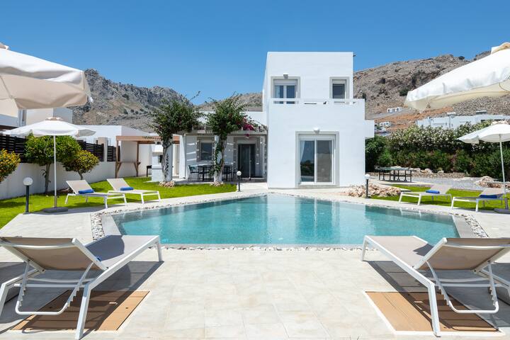 Villa Melodia, 4 Bedroom Villa with Private Pool gallery image 2