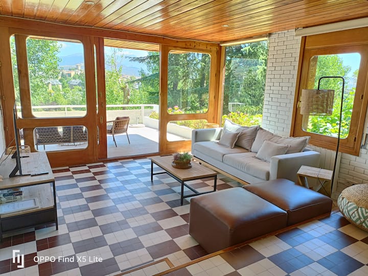 غرفة المعيشة