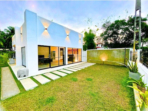 Double Room | AC | Restaurant | Private En-suite