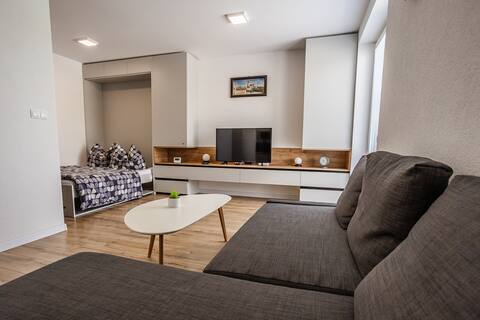 Calvin Studio overlooking Bojnice Castle