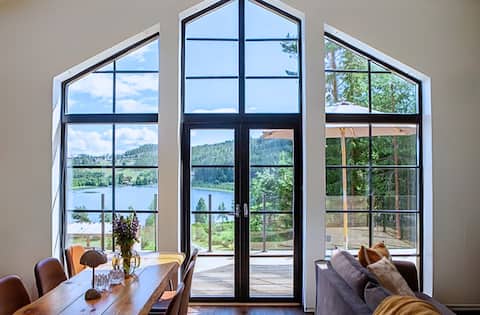 Scandi Design House with Sauna, Fireplace & View