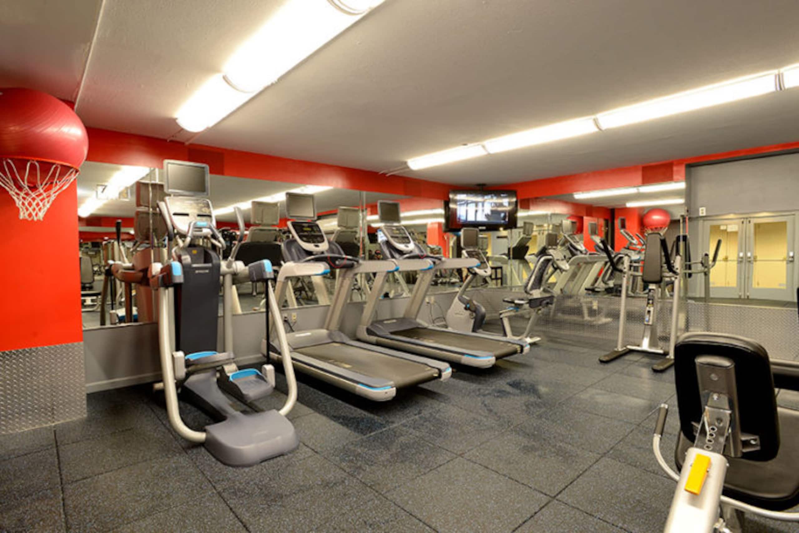 Condo in Kihei · ★4.61 · Studio · 2 beds · 1 shared bath - Image 5