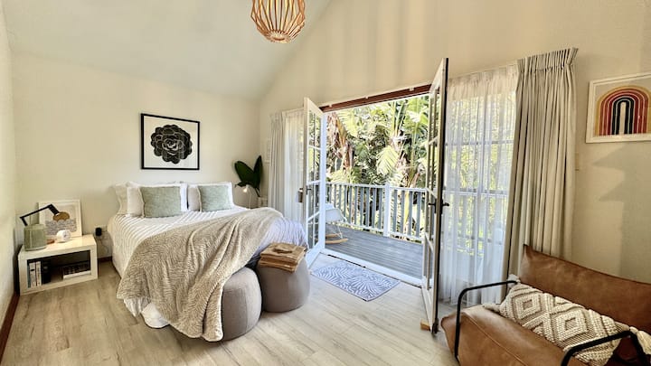 Zgjohu nga jeta vendase e shpendëve që të mirëpret në një ditë tjetër aventure.