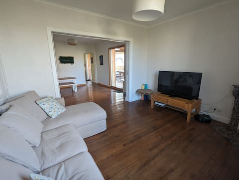 2 bedrooms with breakfast, garden and pool