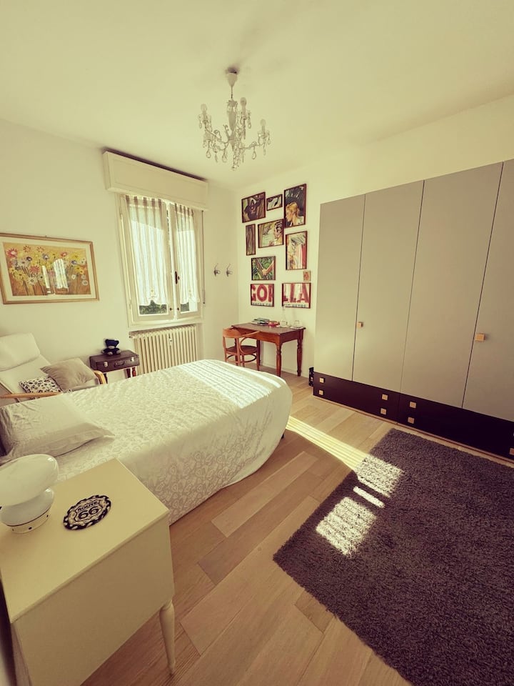 Chambre individuelle très spacieuse