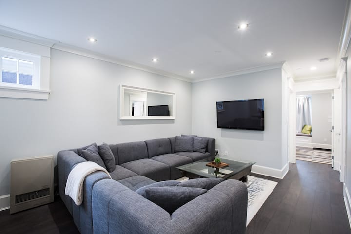 Luxury 2 Bedroom 1 Bath 5min To Downtown - Vancouver