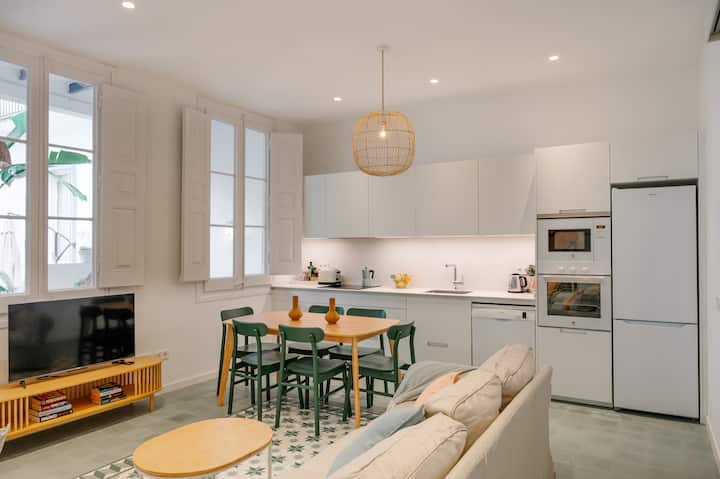 Apartment With Terrace Very Close To The Beach - Sitges