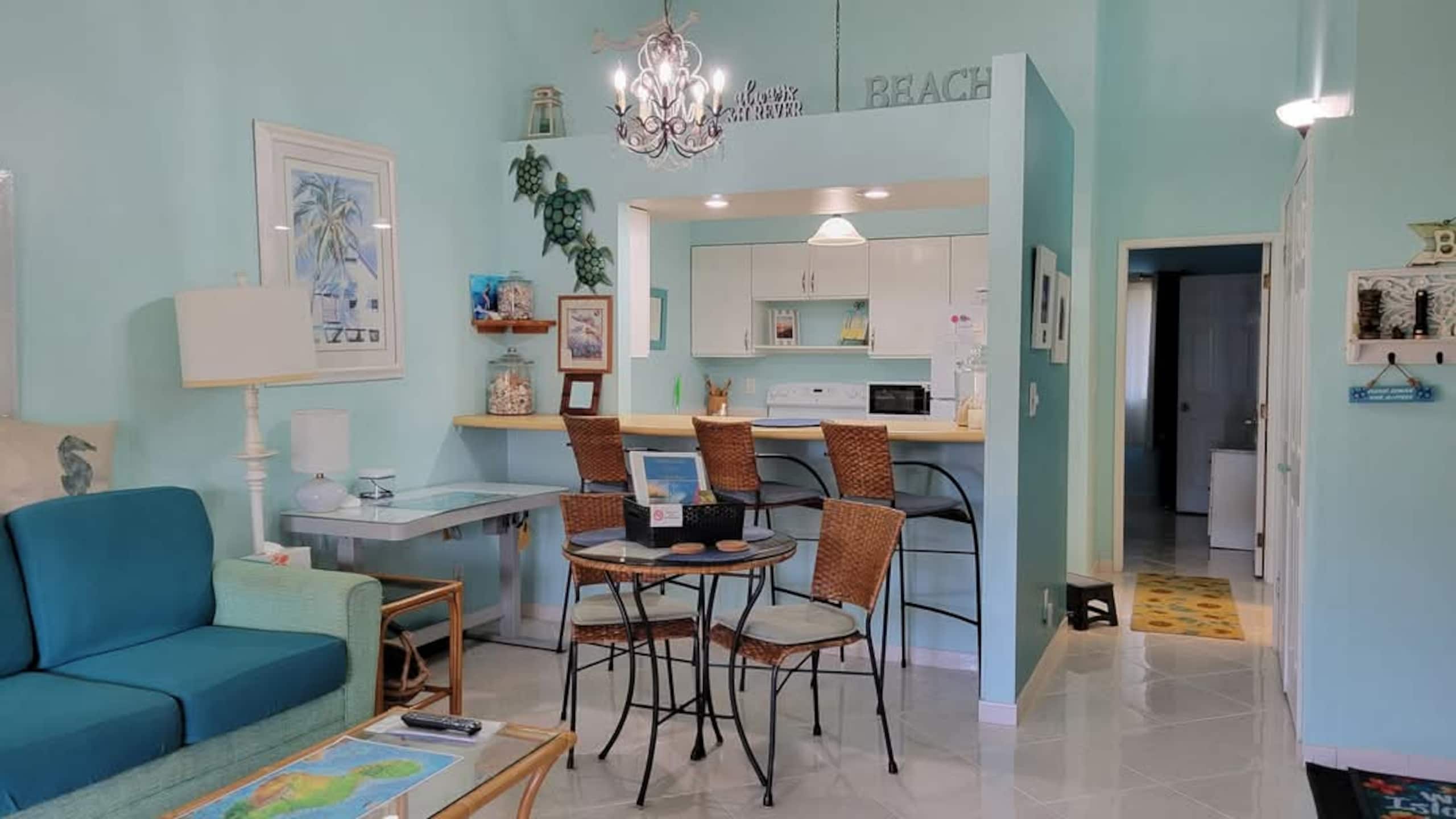 Condo in Kihei · ★4.96 · 1 bedroom · 2 beds · 1 shared bath - Image 56