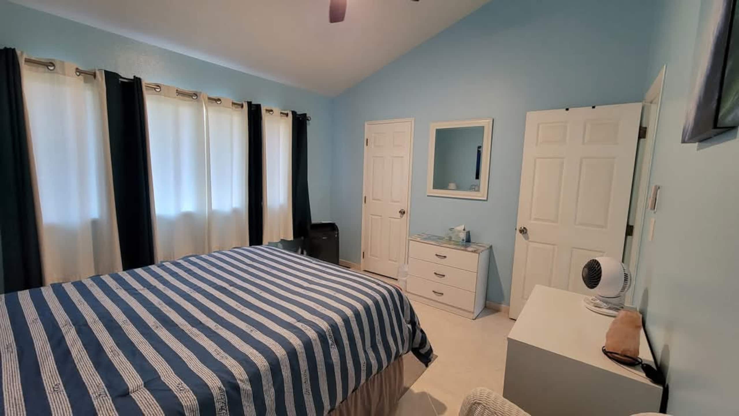 Condo in Kihei · ★4.96 · 1 bedroom · 2 beds · 1 shared bath - Image 60
