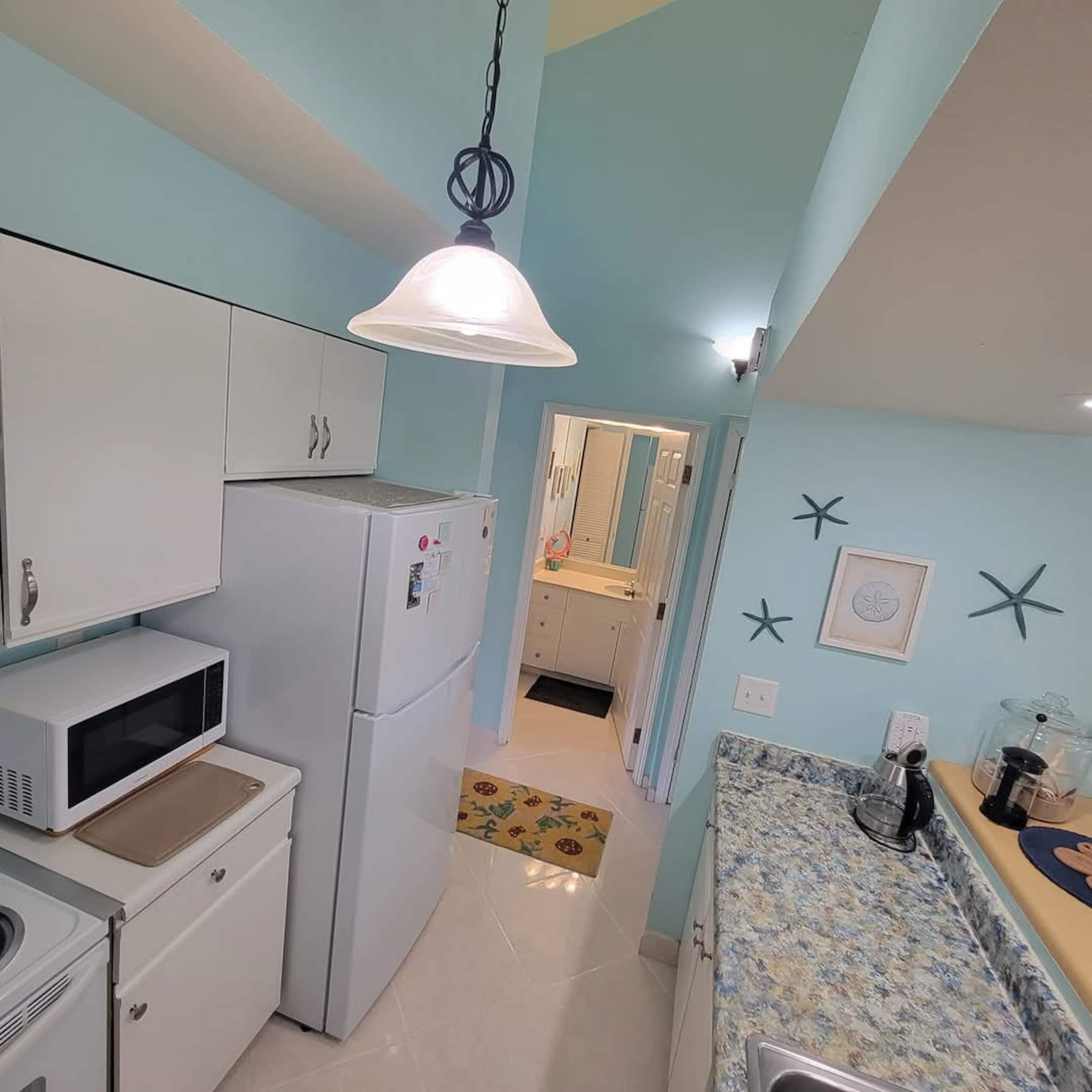 Condo in Kihei · ★4.96 · 1 bedroom · 2 beds · 1 shared bath - Image 52