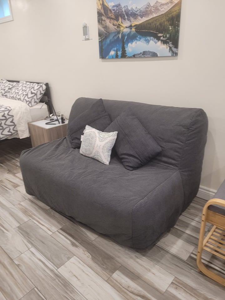 Modern Studio With Kitchenette And Bath - Guelph