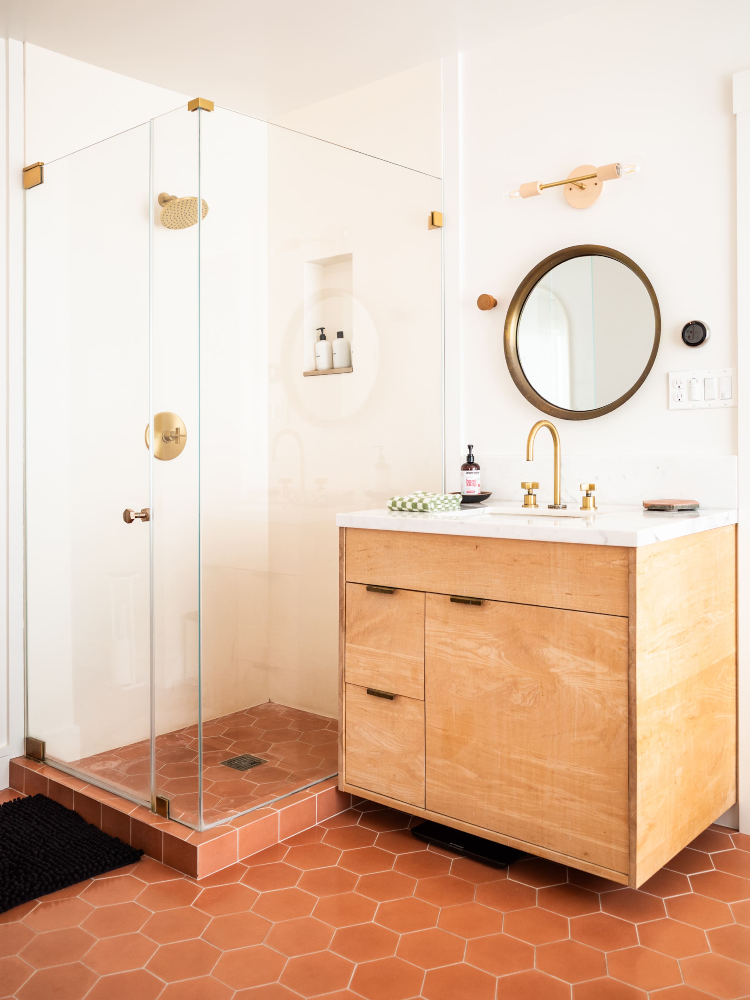 Home in San Francisco · ★4.97 · 3 bedrooms · 4 beds · 3 baths - Image 24