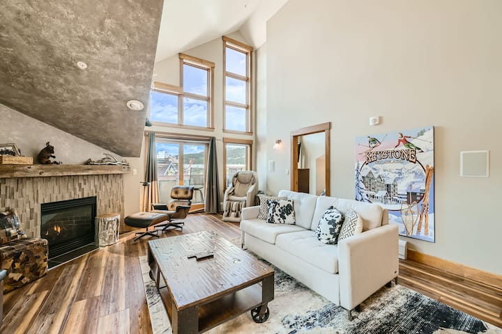 Keystone Penthouse with Pool. Walk to slopes. - Condominiums for Rent ...