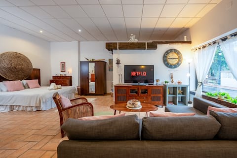 Successful Airbnb property: Cosy apartment with stunning views in Benahavís