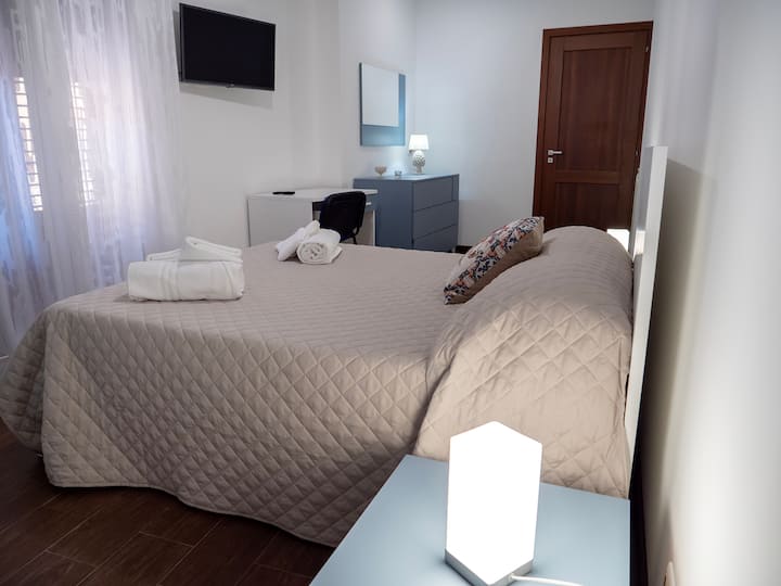 La Torre - Deluxe Apartment 1 - Santo Stefano di Camastra