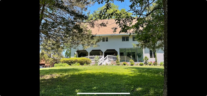 Serenity Farm Equestrian Retreat in Historic VA