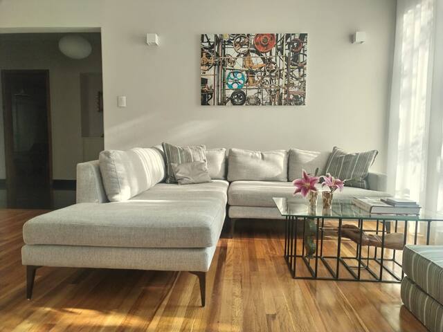 Stylish Polanco Village @ the Park with Doorman gallery image 2