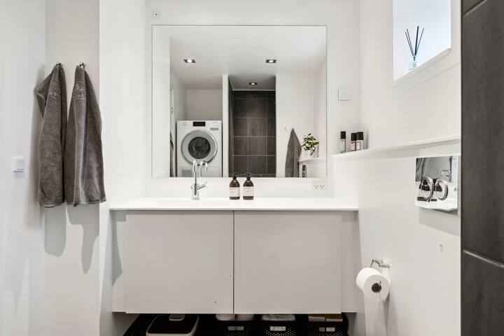 unique beach penthouse close to Copenhagen Centre gallery image 5