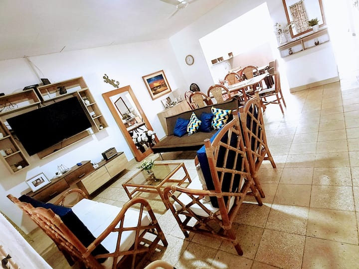 Casa Montero, Amplia, Primer Piso. Iquitos-perú - Iquitos
