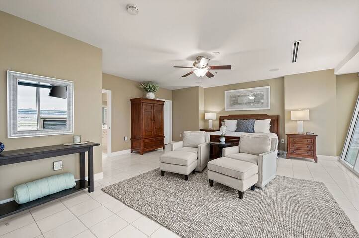 Lovely 3/3 Condo on Texas Motor Speedway gallery image 3
