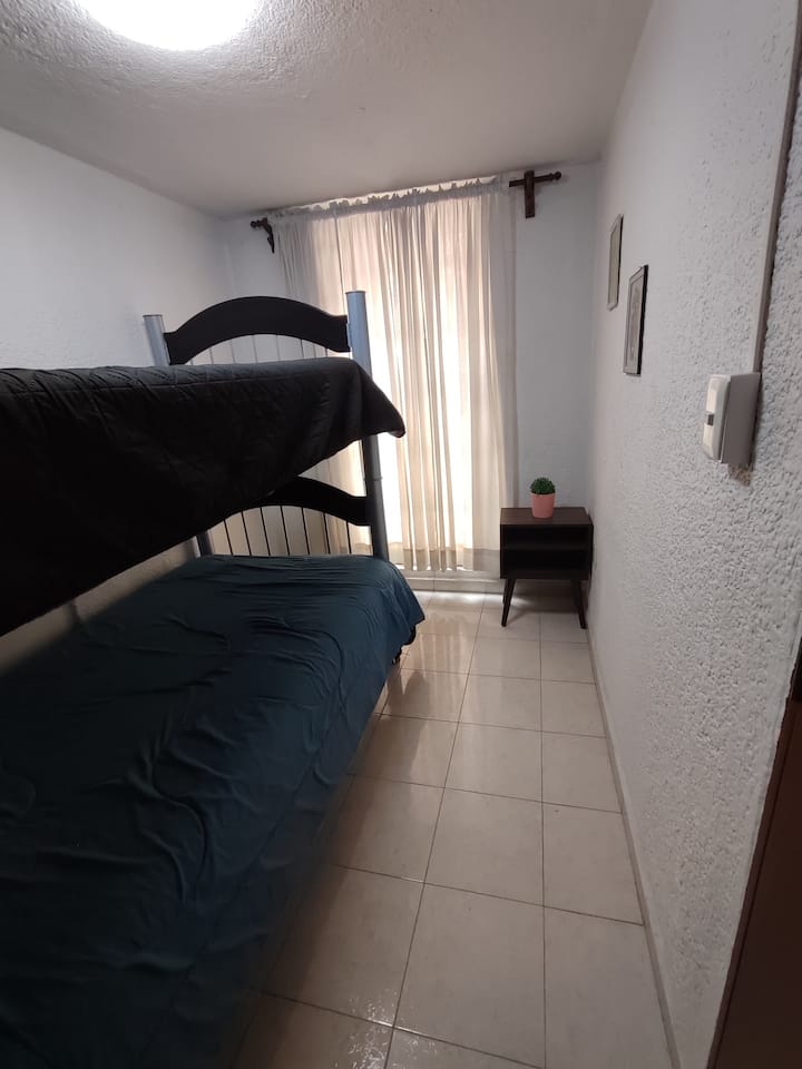 Dhomë gjumi 1