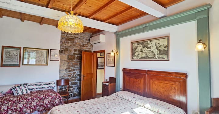 CASA MICHELANGELO in VILLA CAFAGGIOLO. 卧室2 ：小号双人床+单人床