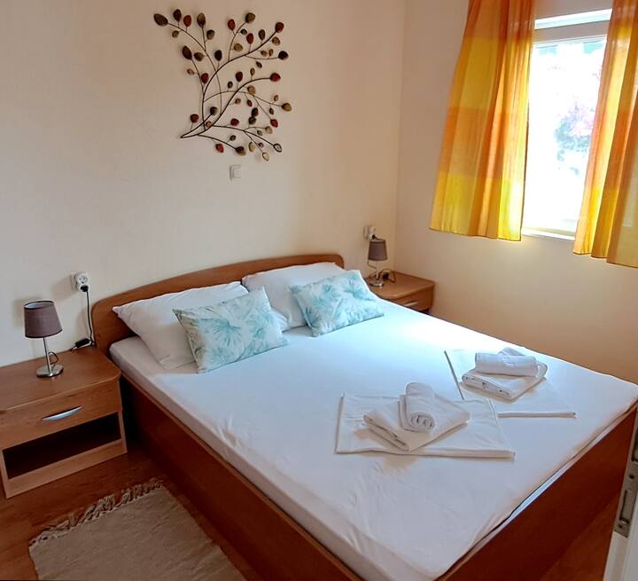 غرفة النوم 1