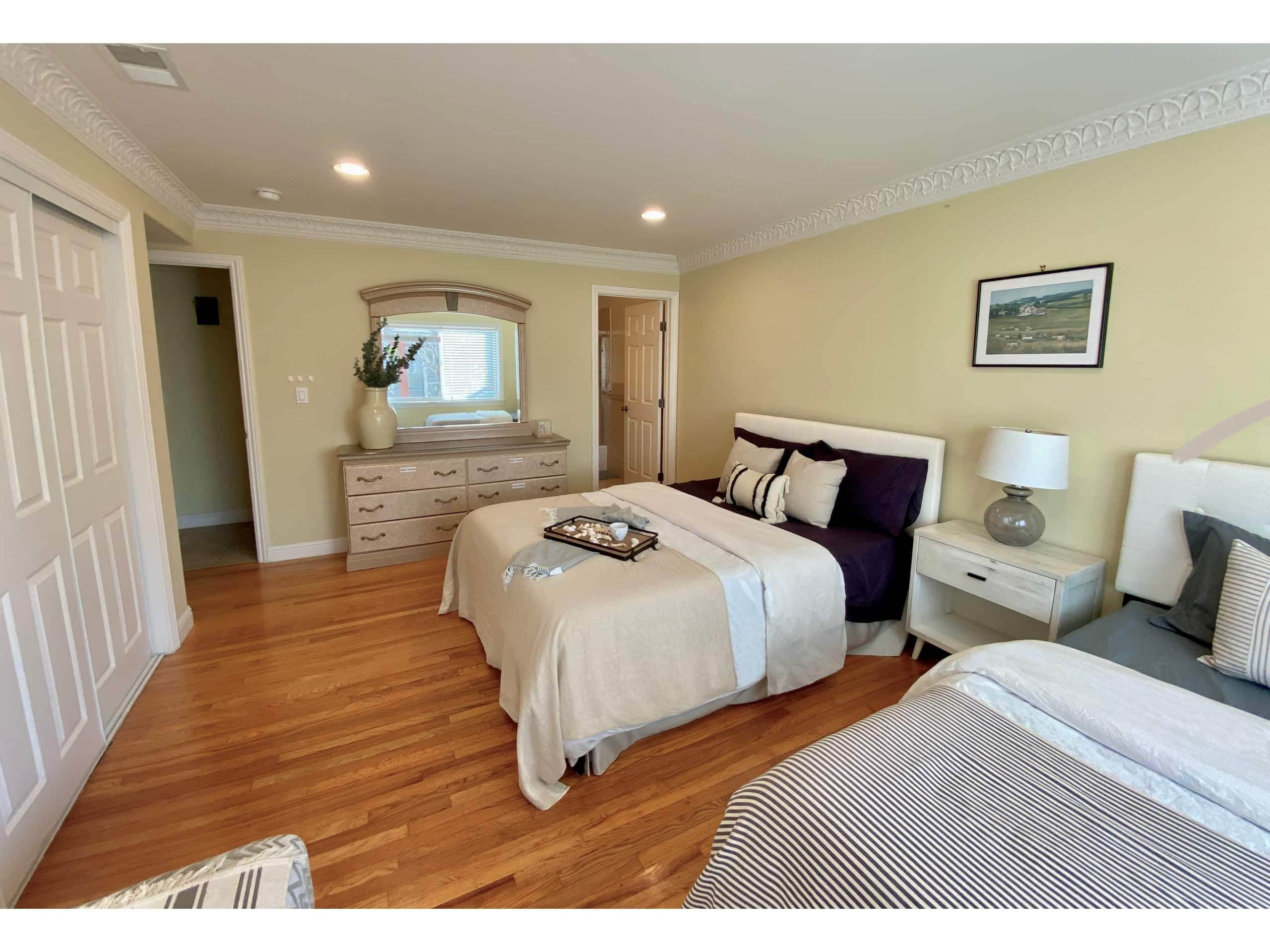 Home in San Francisco · ★4.85 · 2 bedrooms · 3 beds · 2 baths - Image 12