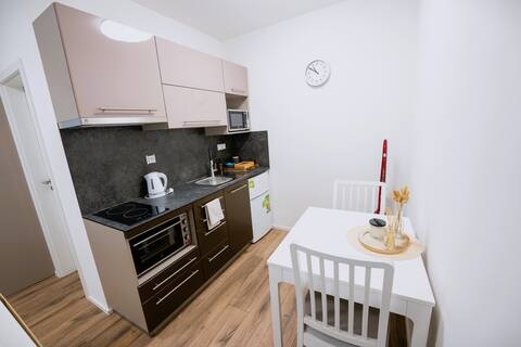 Apartment No. 1 at Gemini Eye Clinic, with parking