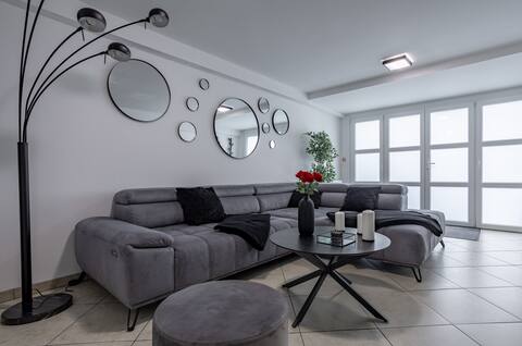 Suite jacuzzi Paris & Disneyland •2 Pers