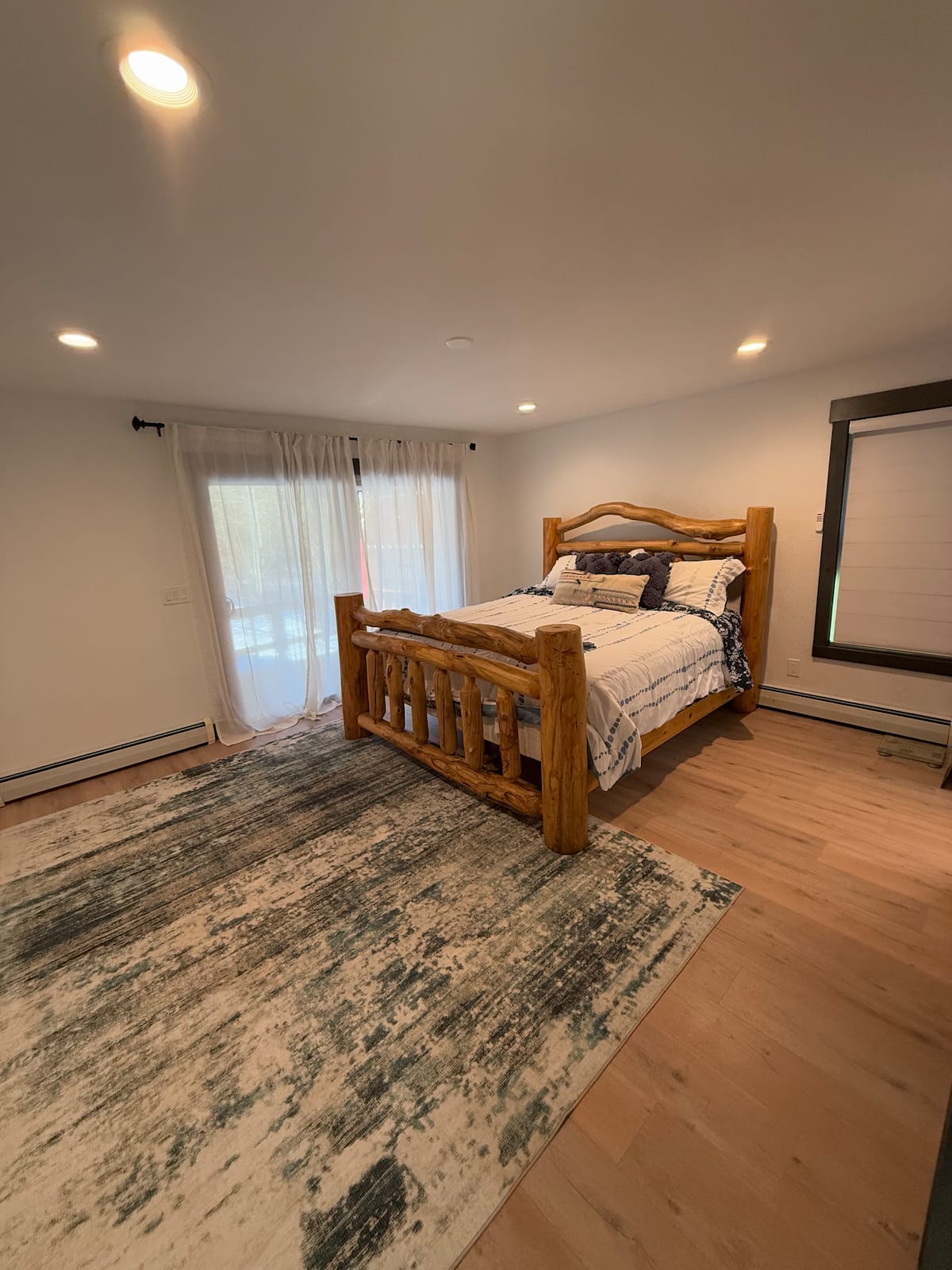 Mountain Gem — Bedroom