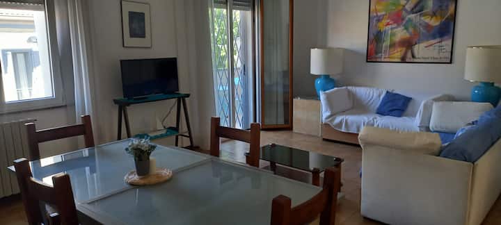 Ampio Appartamento A Marina Centro Di Rimini - Rimini