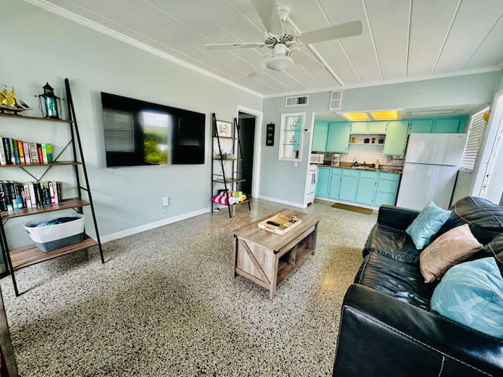 Perfect Getaway! Beachfront Complex Indian Rocks - Indian Rocks Beach