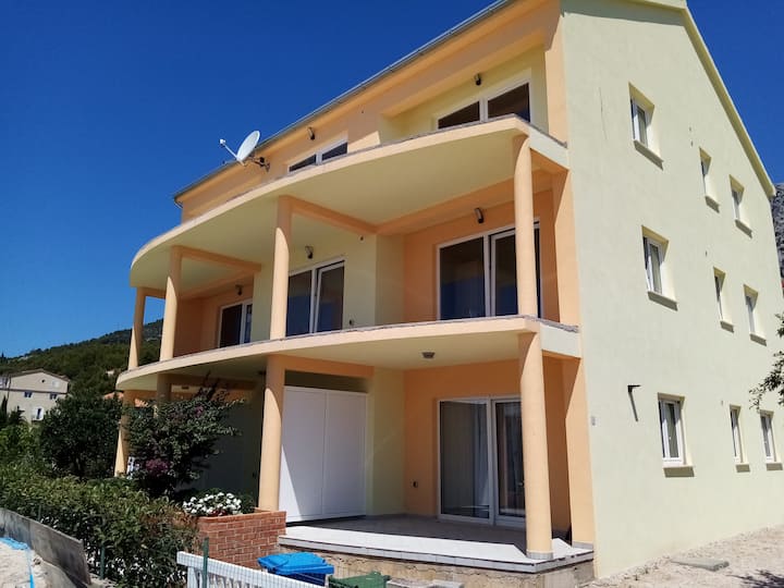 Apartmani Marko & Luka
Apartmana Dugi - Lumbarda