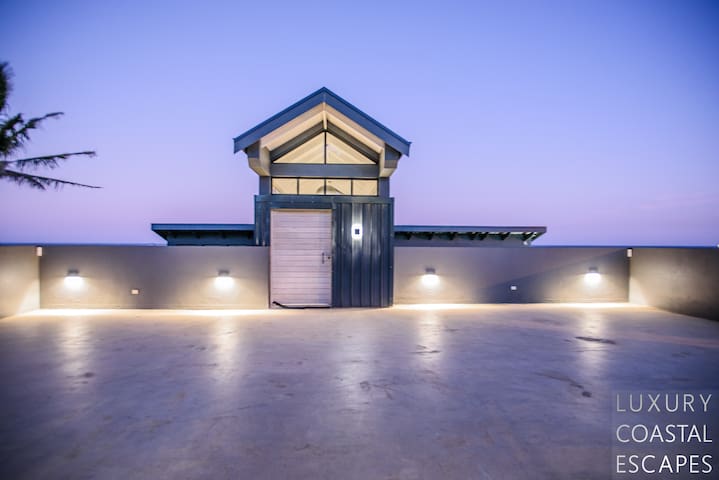 Luxury Coastal Escapes managed Airbnb listing 1