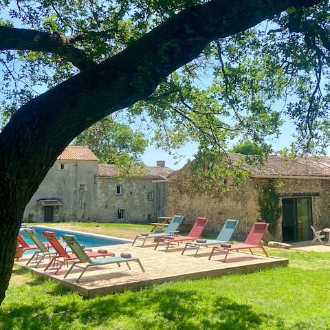 Le Parc 79 – Historic Manoir, guesthouse & pool