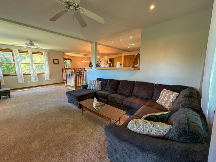 Expansive Lake Sunapee Home*mountain View*sleep20+ - Sunapee, NH