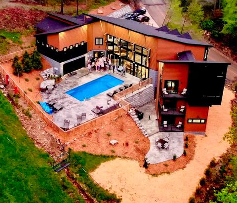 Luxury House Private Pool & Indoor Basketball