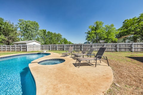 Full home/ 2 King Beds/Pool