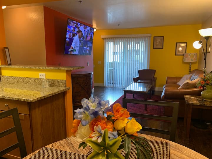 2 Br/2 Bath Resort Condo 1 Mile To Las Vegas Strip - Las Vegas Strip, NV